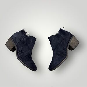 Eileen Fisher Irwin Suede Bootie Navy Blue Sz 10